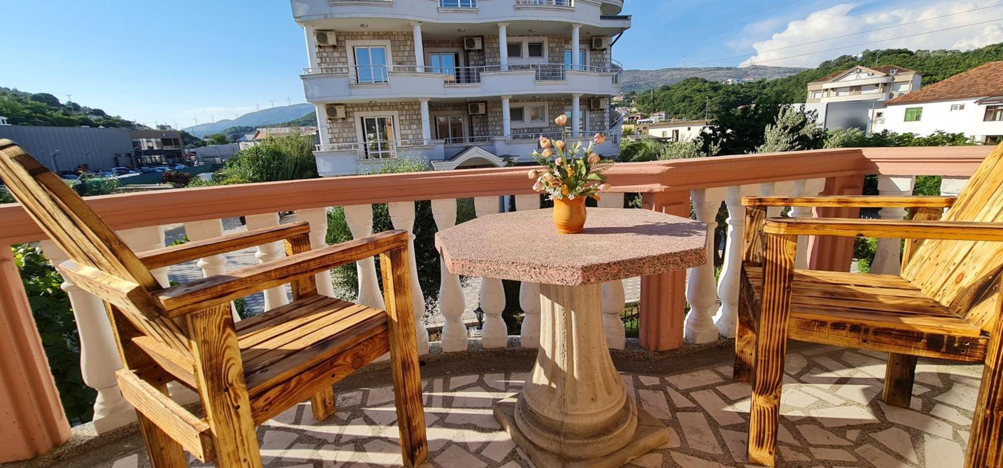Kurt Apartaments Ulcinj Room photo